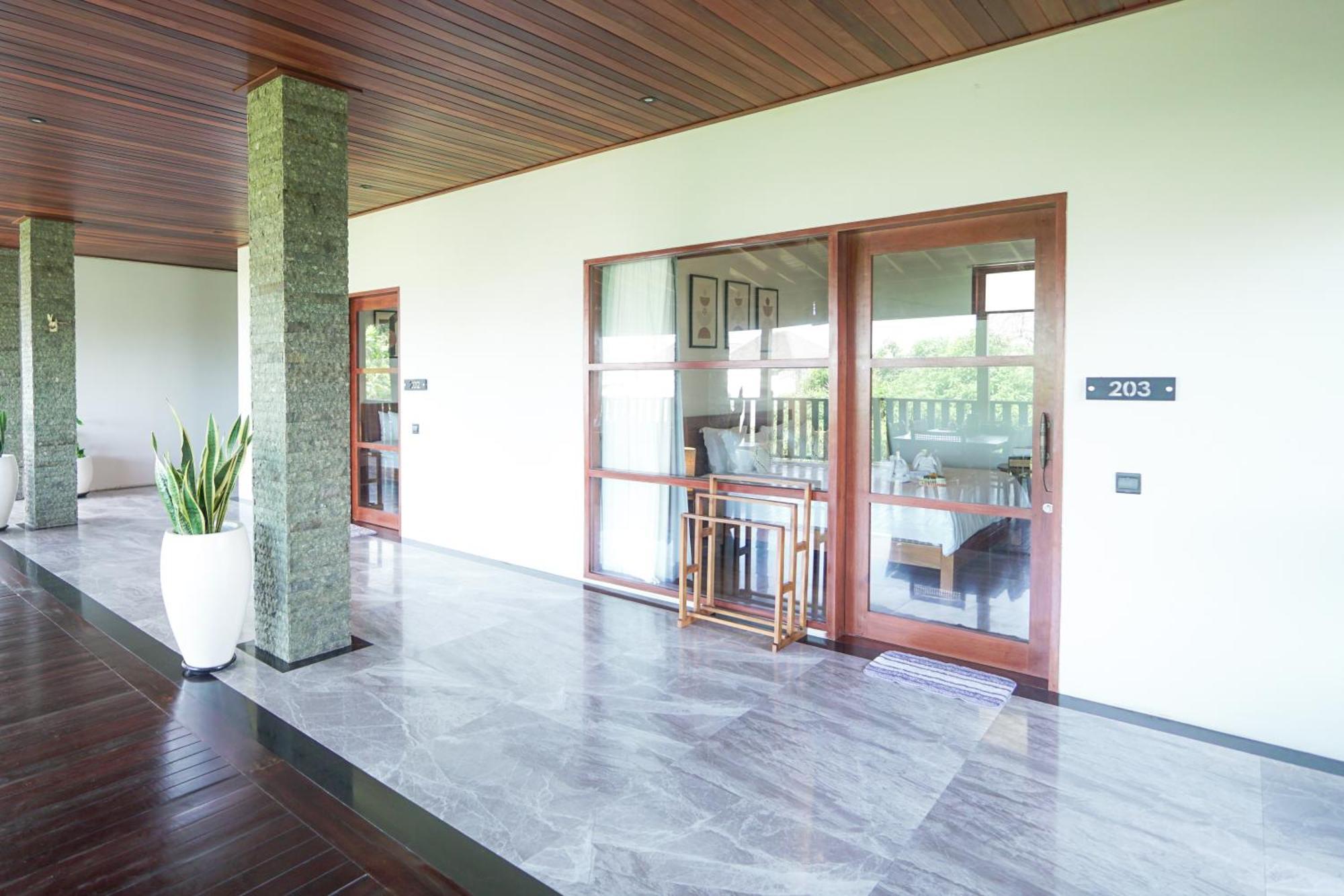 Tropical Beach House Bali Семиньяк Экстерьер фото