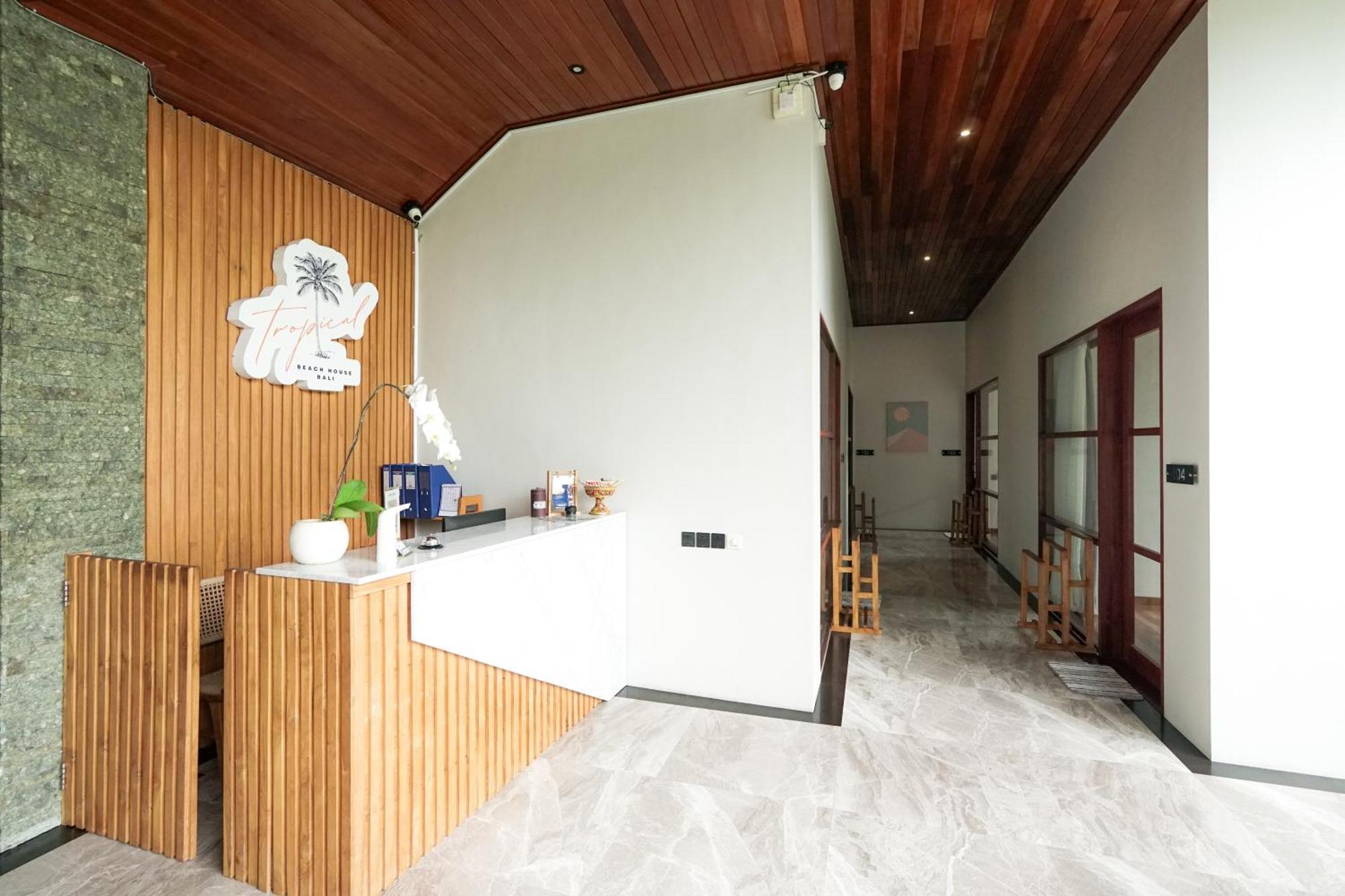 Tropical Beach House Bali Семиньяк Экстерьер фото